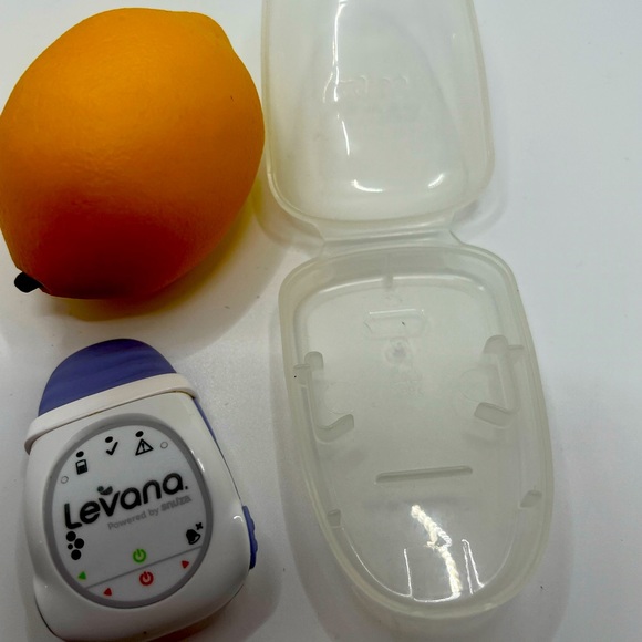 Levana Other - Levana Snuza Diaper Clip (Baby Breathing Monitor) with Protective Case